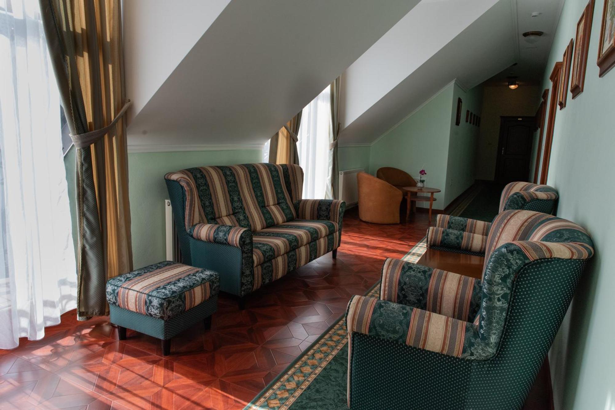 Viliam Frano 4* Нітра