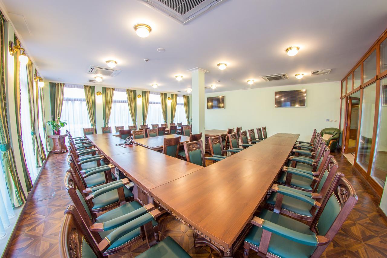 Viliam Frano 4* Нітра